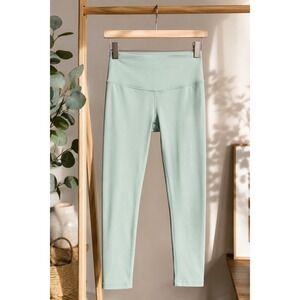 Lululemon High Rise Leggings Light Green Yoga Pants Size 4 Full Length Tights